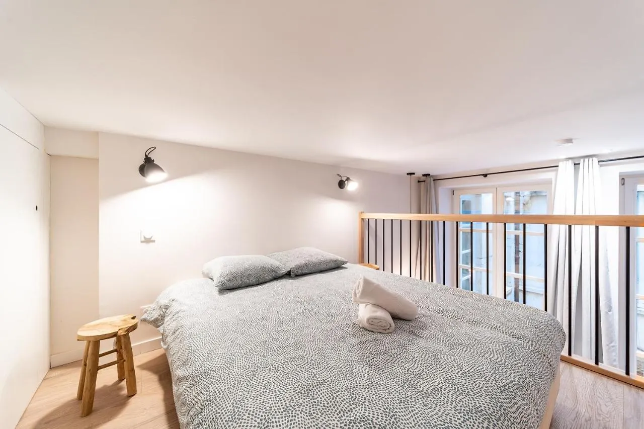 Les Suites De L'Opera - Apartment Ella For 4 People リヨン フランス