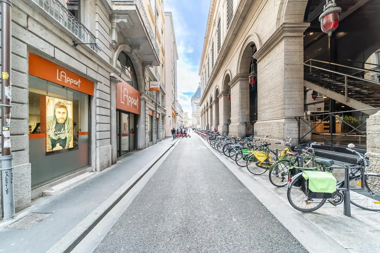 Les Suites De L'Opera - Apartment Ella For 4 People リヨン フランス